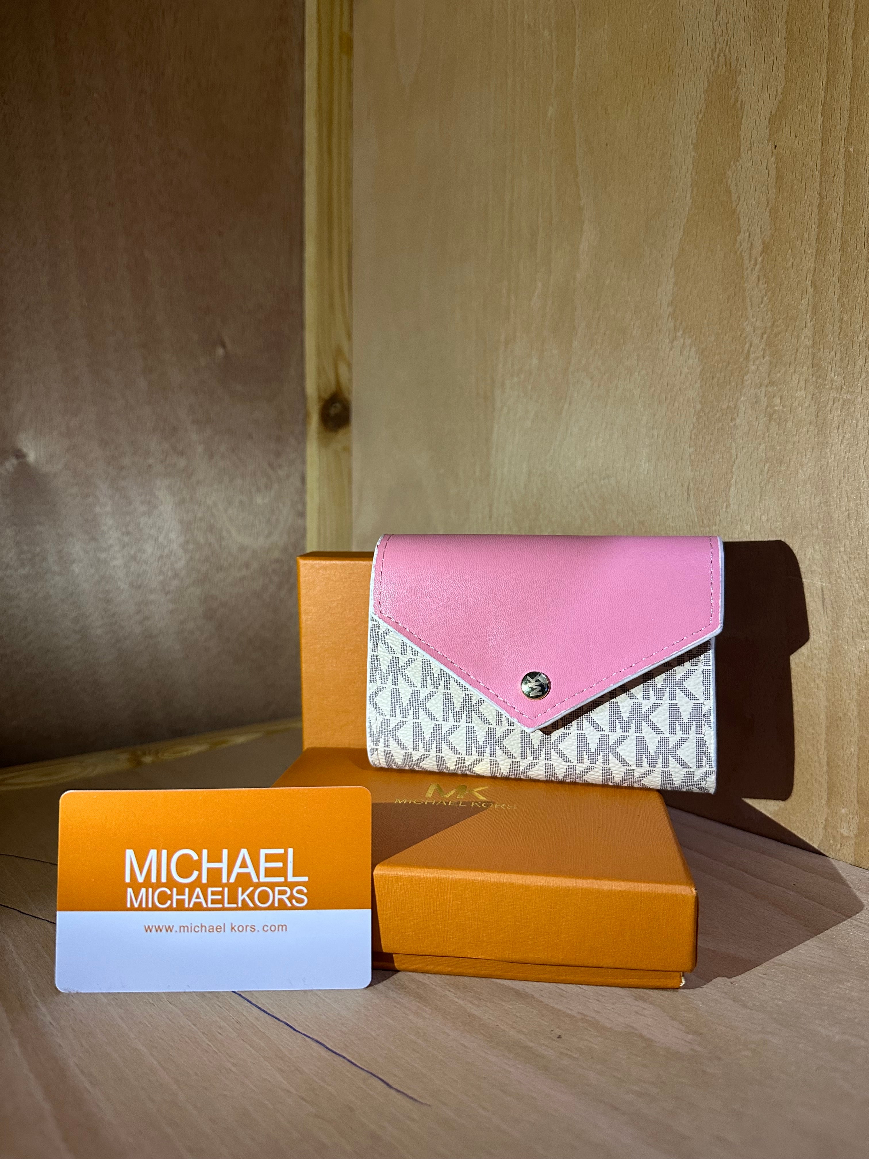 MICHAEL KORS WOMEN WALLET  with BOX
